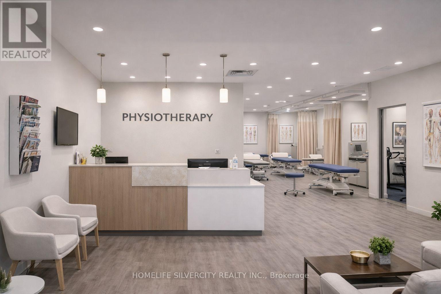 27 - 530 SPEERS ROAD, Oakville, Ontario