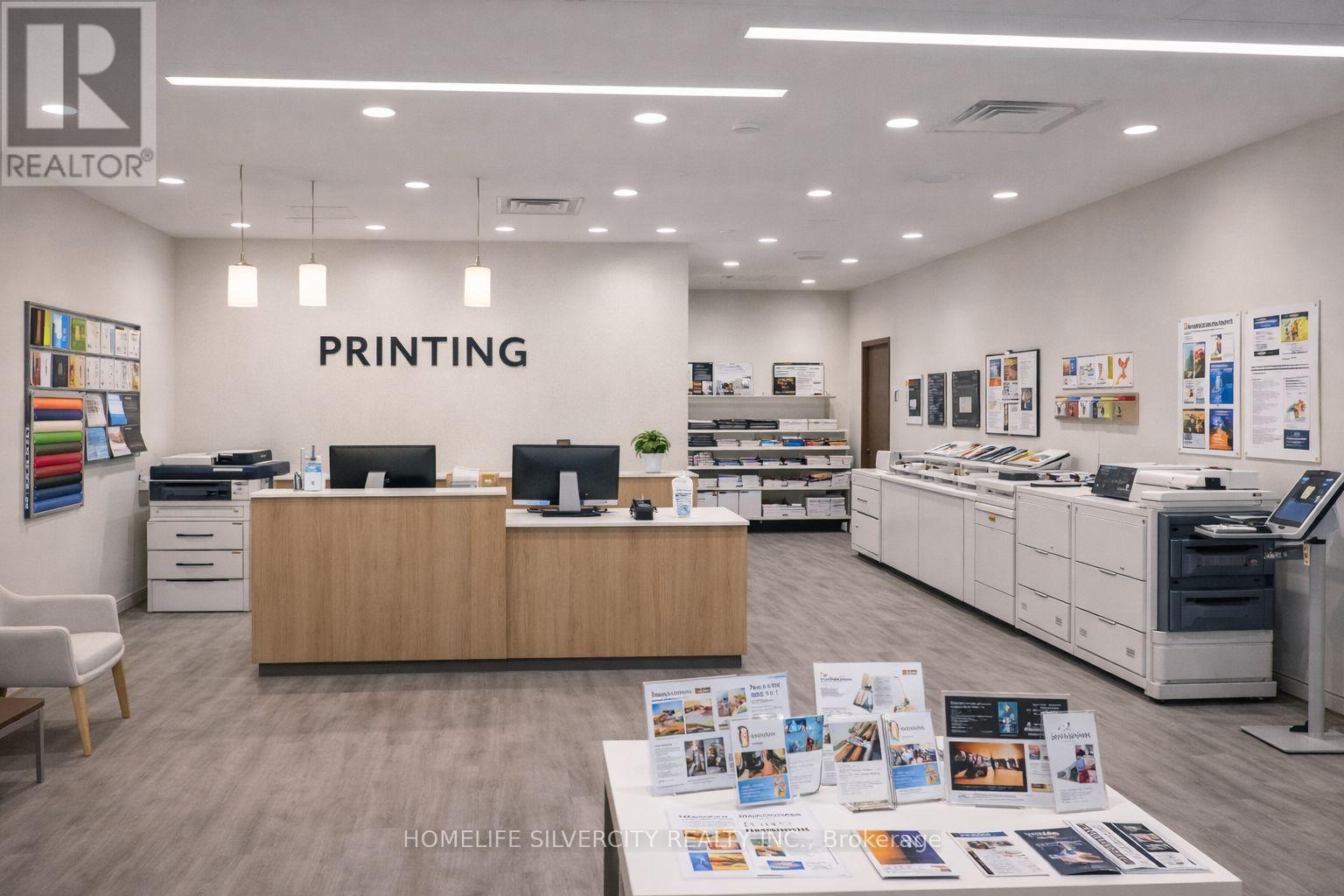 27 - 530 Speers Road, Oakville, Ontario  L6K 2G3 - Photo 5 - W12726144