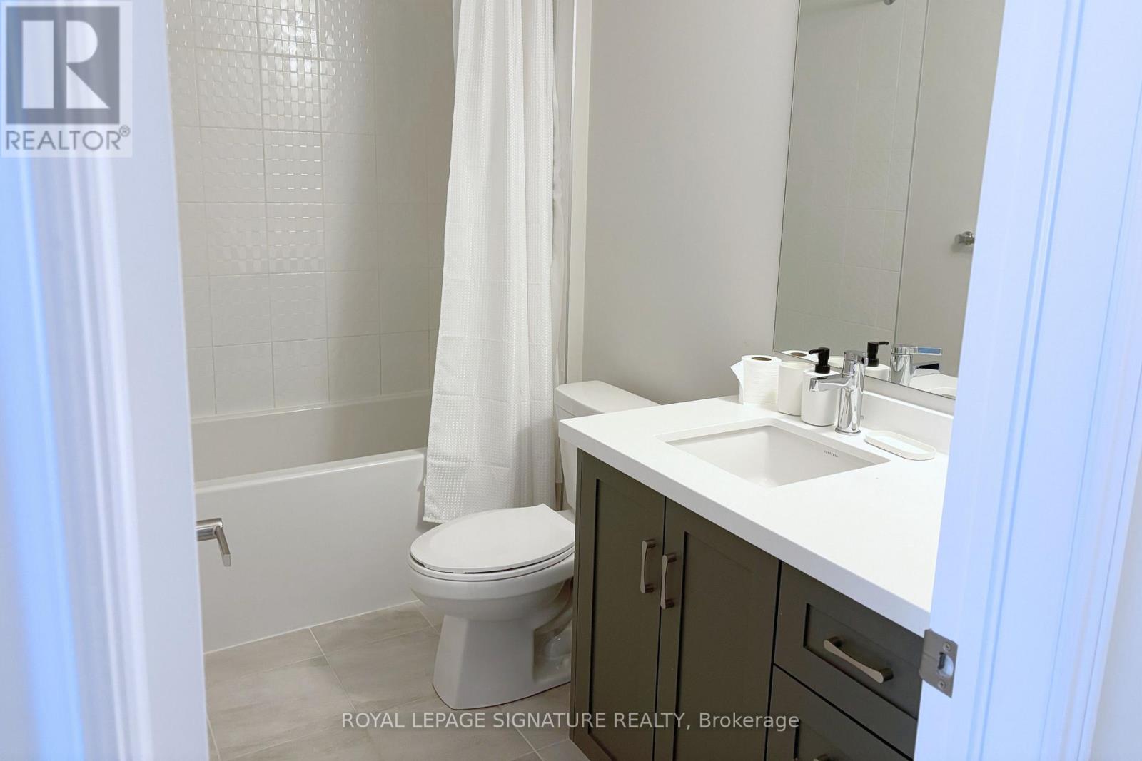 63 Folcroft Street, Brampton, Ontario  L6Y 0B6 - Photo 15 - W12726146