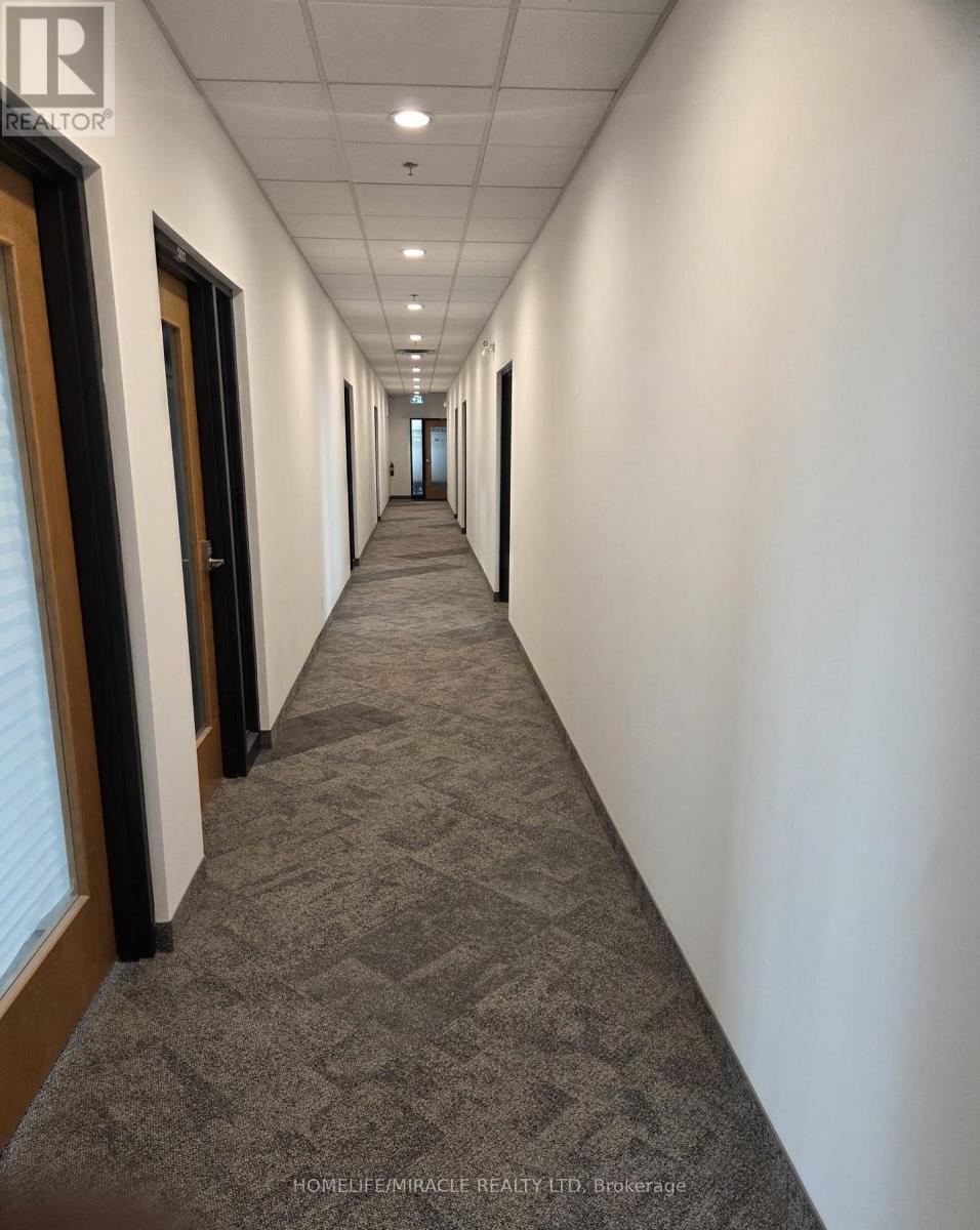 214 - 3495 Rebecca Street, Oakville, Ontario  L6L 0H5 - Photo 5 - W12726166