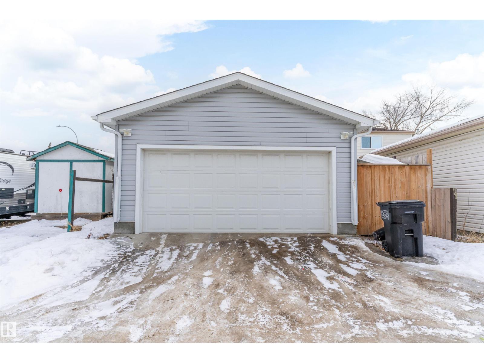 3320 48 St Nw, Edmonton, Alberta  T6L 4J1 - Photo 47 - E4470936