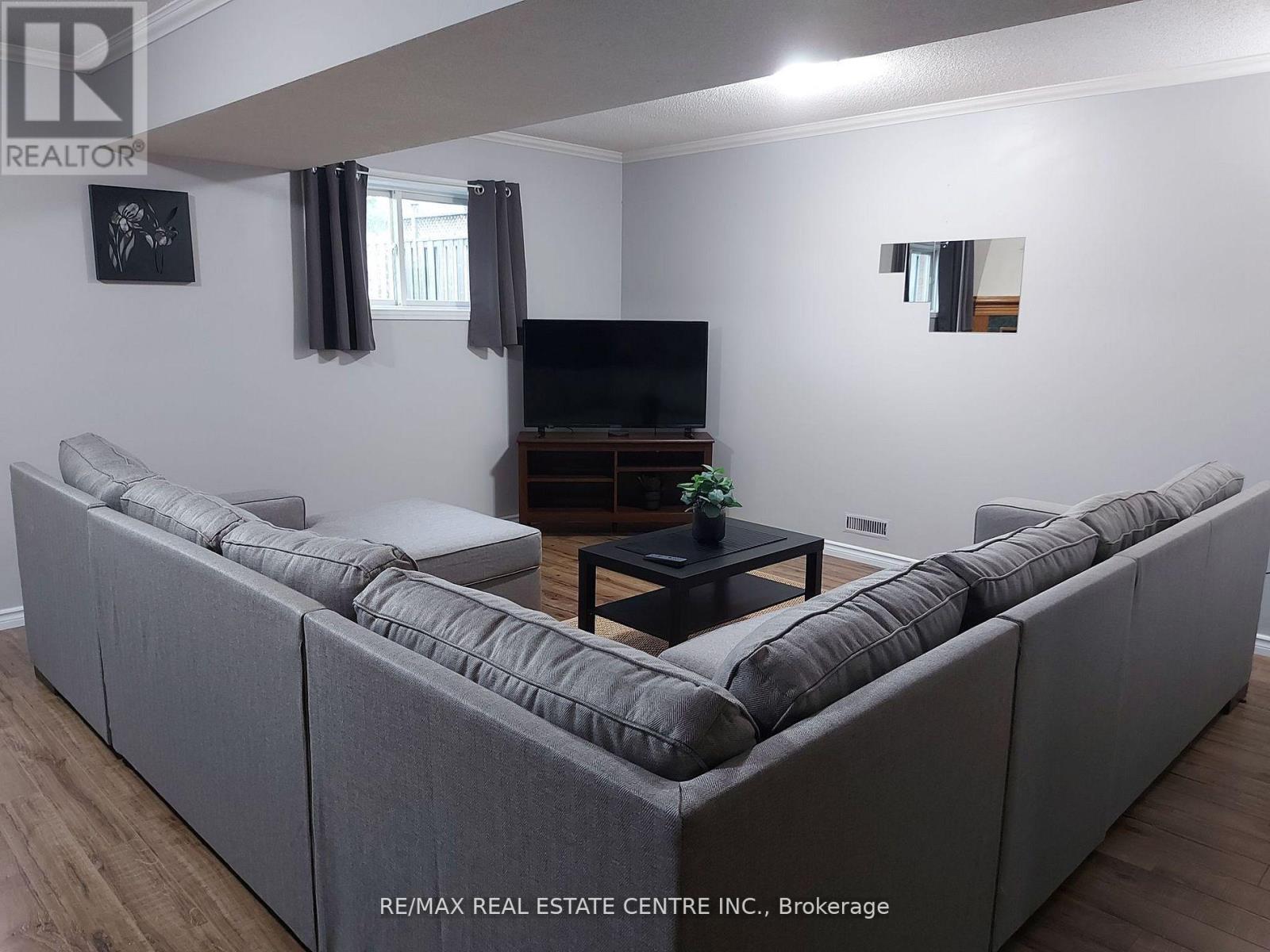 31 Josselyn Drive, London South, Ontario  N6E 3V7 - Photo 21 - X12726152