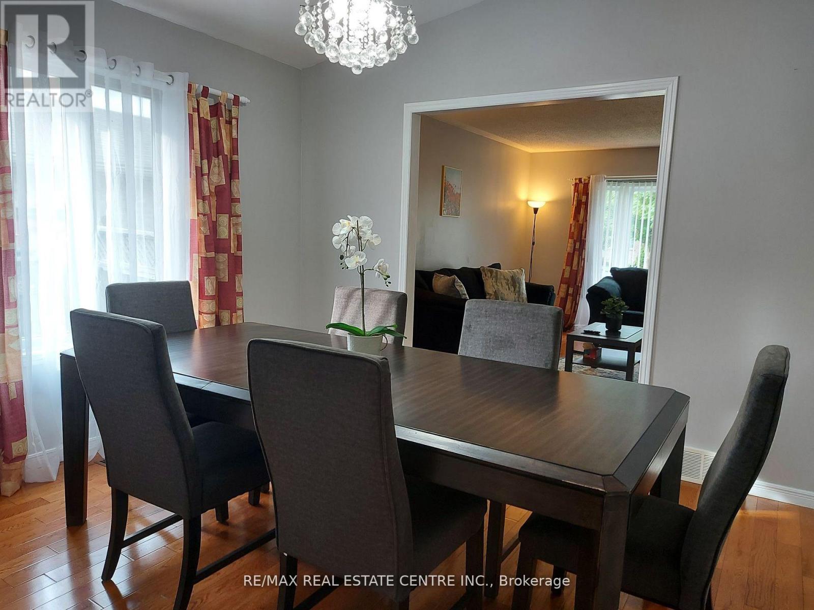 31 Josselyn Drive, London South, Ontario  N6E 3V7 - Photo 8 - X12726152