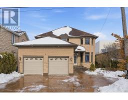 4 LAKESIDE DRIVE, Hamilton, Ontario