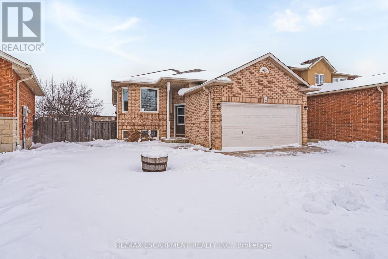 12 Shadetree Crescent, Hamilton, Ontario  L8J 3X2 - Photo 1 - X12726190