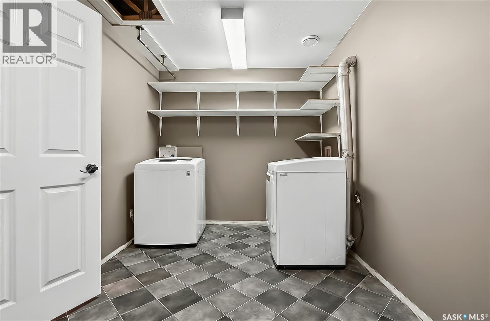 1150 Bogue Avenue, Moose Jaw, Saskatchewan  S6H 4M5 - Photo 29 - SK027325