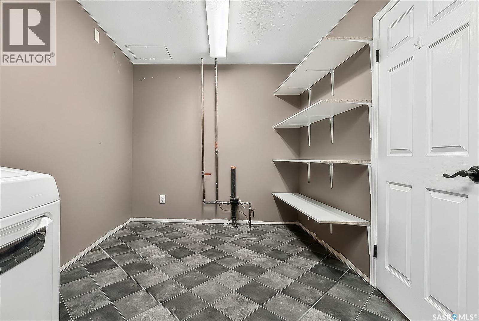 1150 Bogue Avenue, Moose Jaw, Saskatchewan  S6H 4M5 - Photo 30 - SK027325