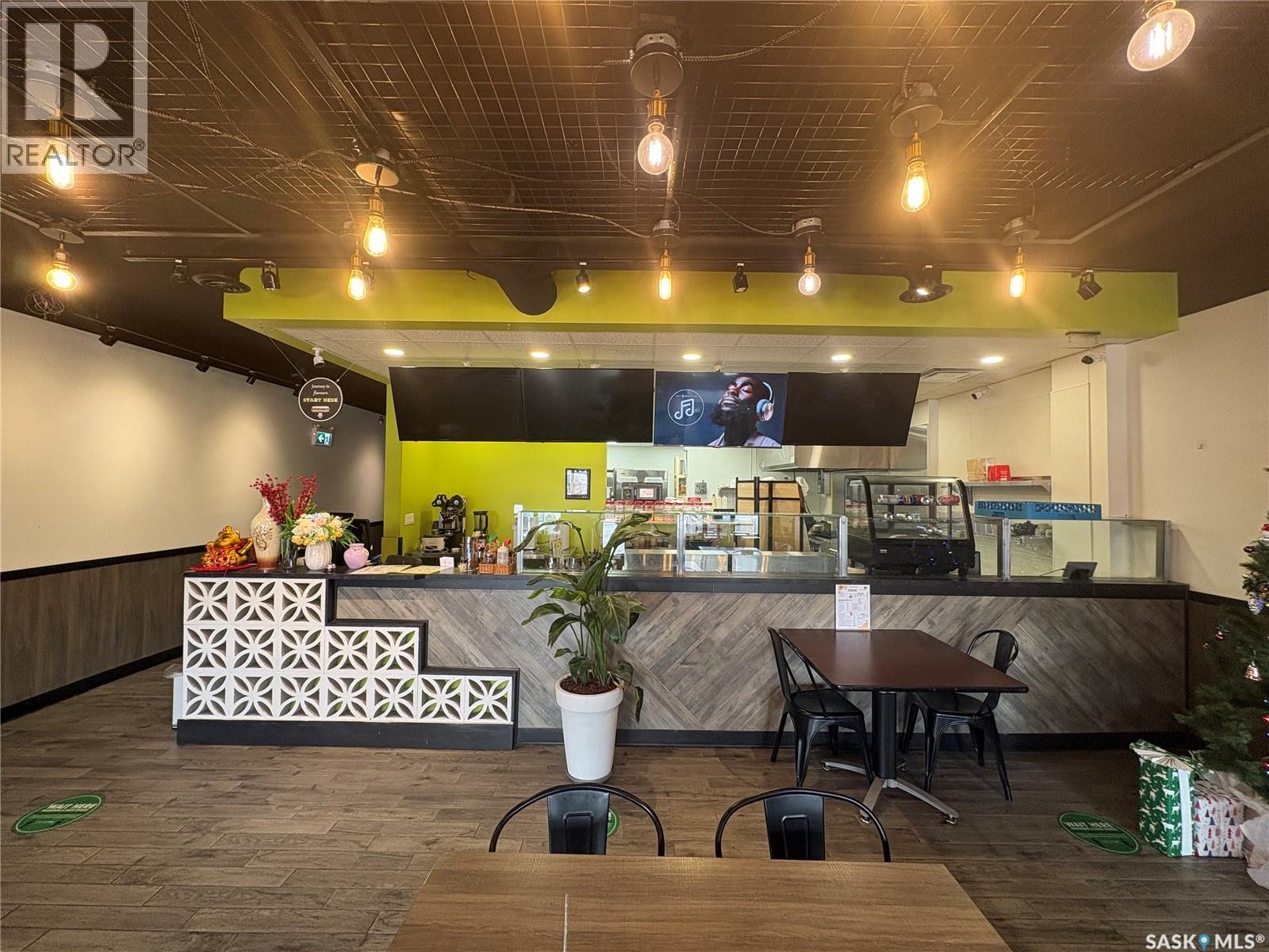 4306 Dewdney Avenue, Regina, Saskatchewan  S4T 4M8 - Photo 2 - SK027289