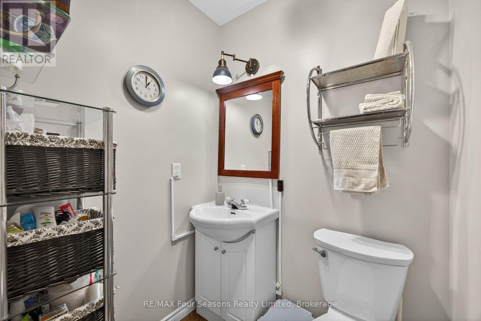 7 Batteaux Road, Clearview (Nottawa), Ontario  L0M 1P0 - Photo 14 - S12726260