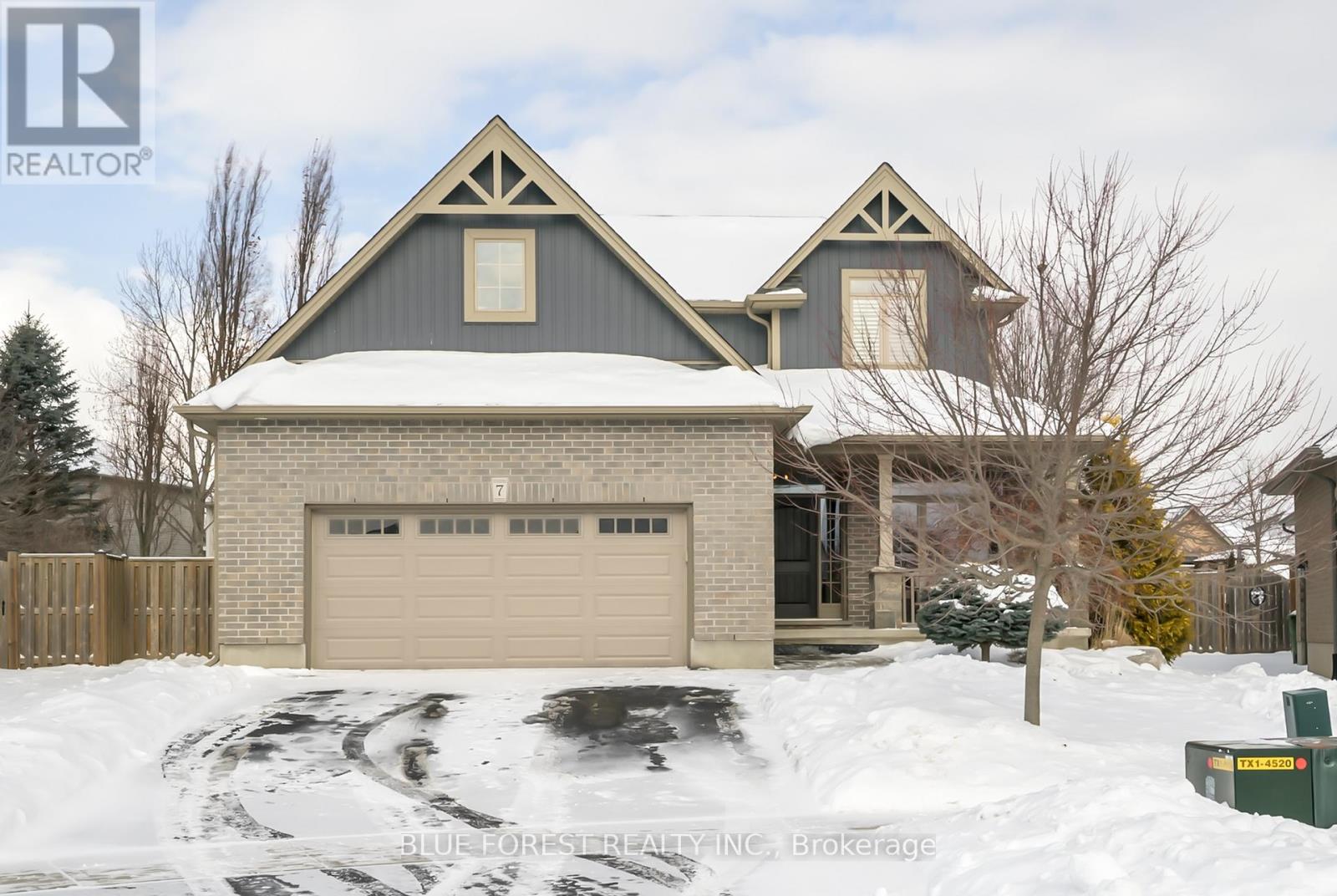 7 St Andrews Drive, St. Thomas, Ontario  N5R 0G2 - Photo 1 - X12726208