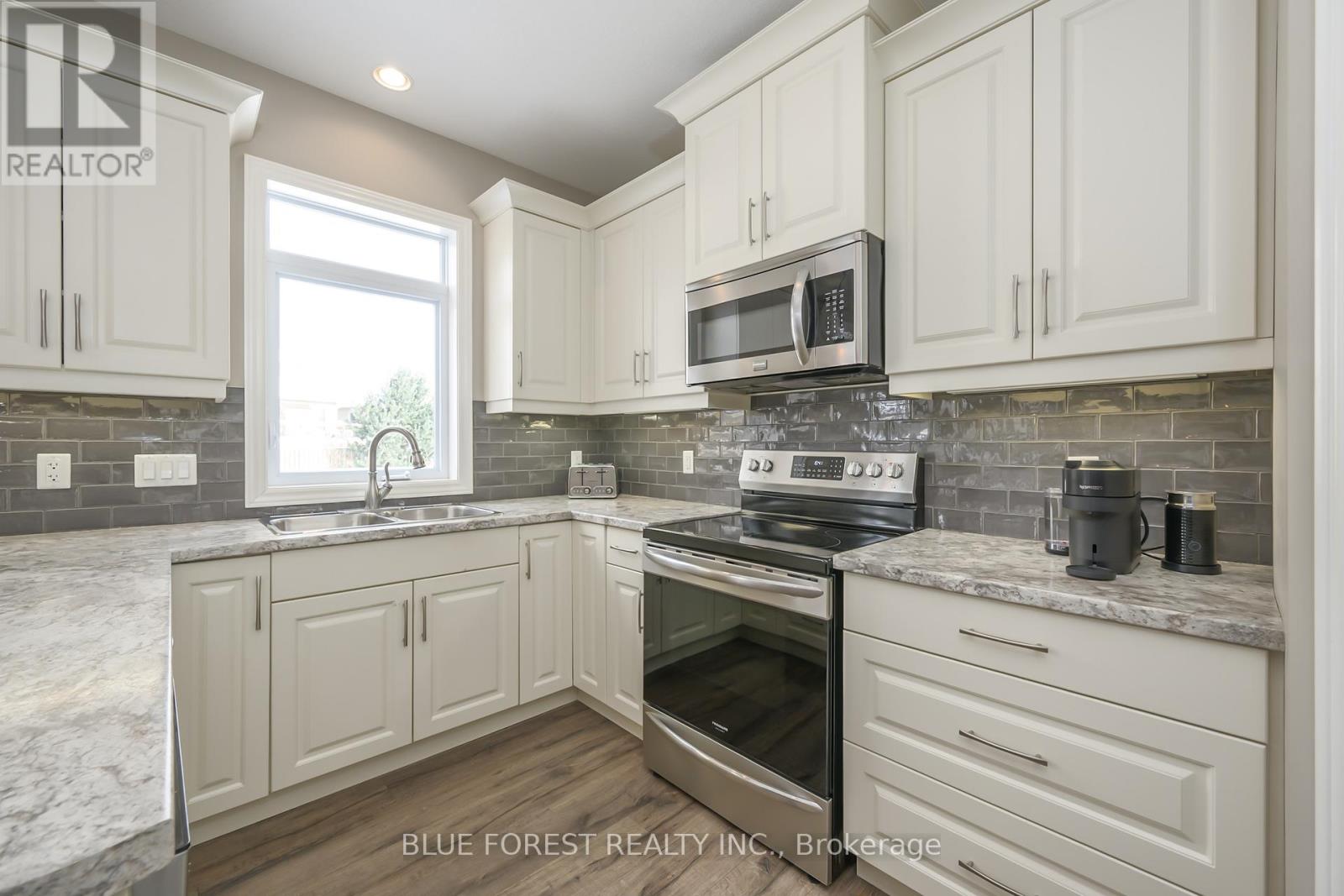 7 St Andrews Drive, St. Thomas, Ontario  N5R 0G2 - Photo 13 - X12726208