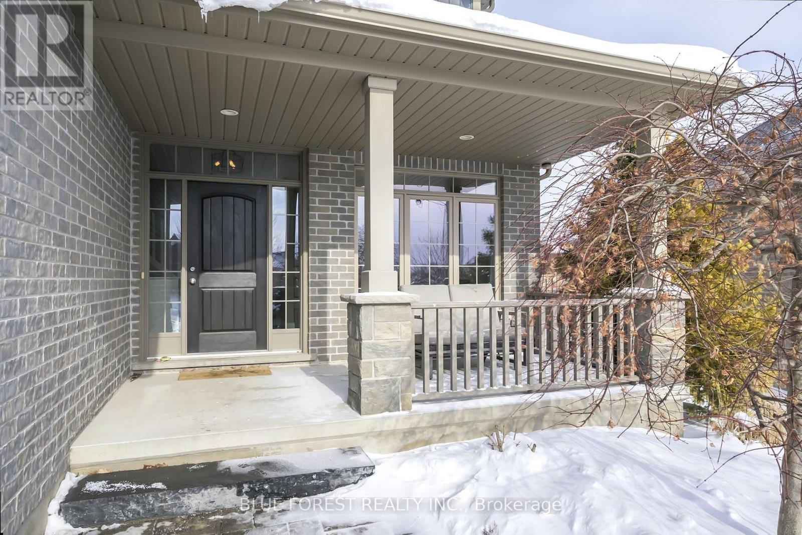 7 St Andrews Drive, St. Thomas, Ontario  N5R 0G2 - Photo 2 - X12726208