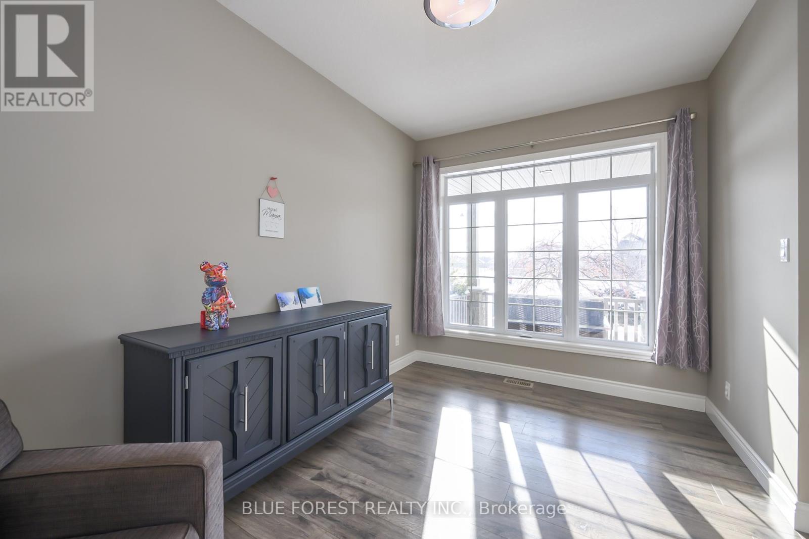 7 St Andrews Drive, St. Thomas, Ontario  N5R 0G2 - Photo 6 - X12726208