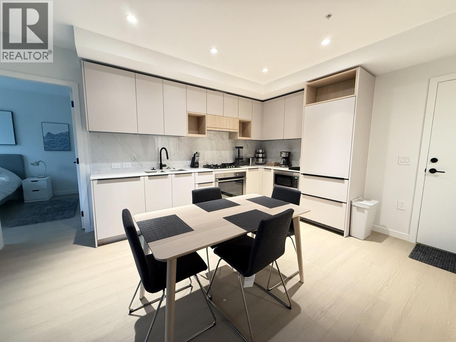 414 125 Albert Street, Port Moody, British Columbia  V3H 0M8 - Photo 3 - R3082613