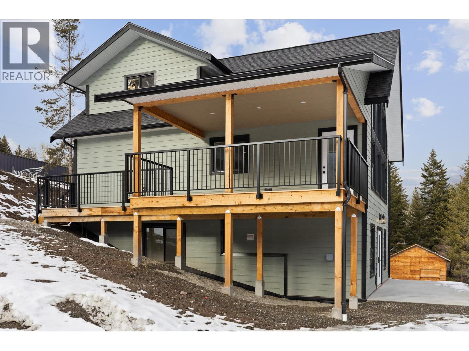 645 Grand Oro Road, kaleden, British Columbia