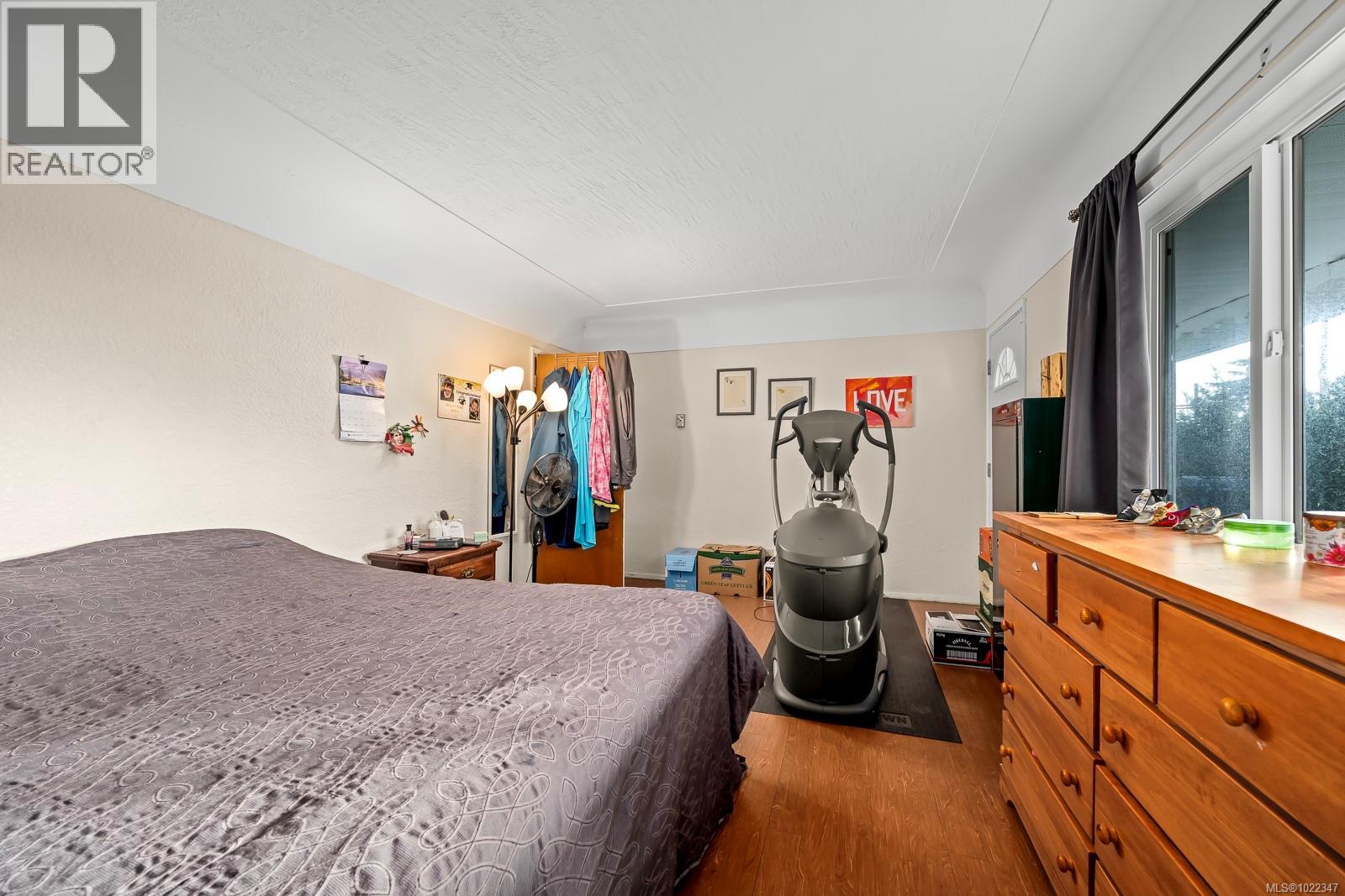 2114 Mckenzie Ave, Comox, British Columbia  V9M 1M7 - Photo 12 - 1022347