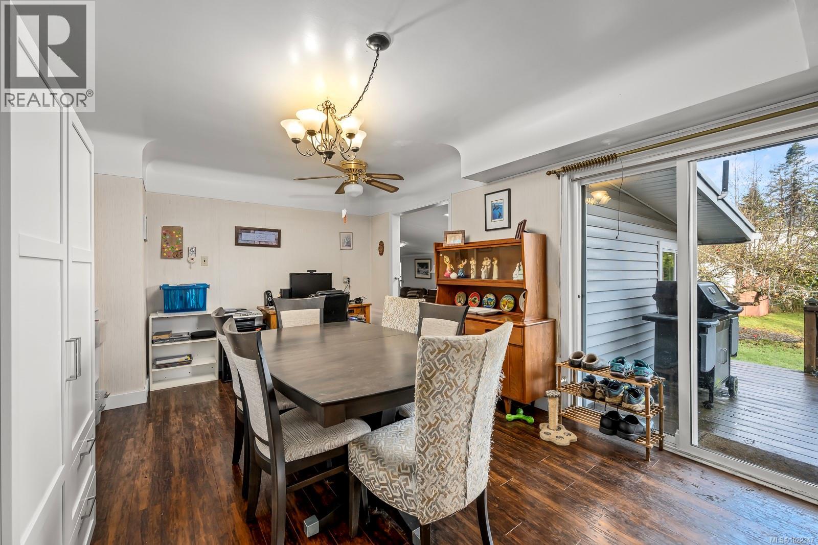 2114 Mckenzie Ave, Comox, British Columbia  V9M 1M7 - Photo 8 - 1022347