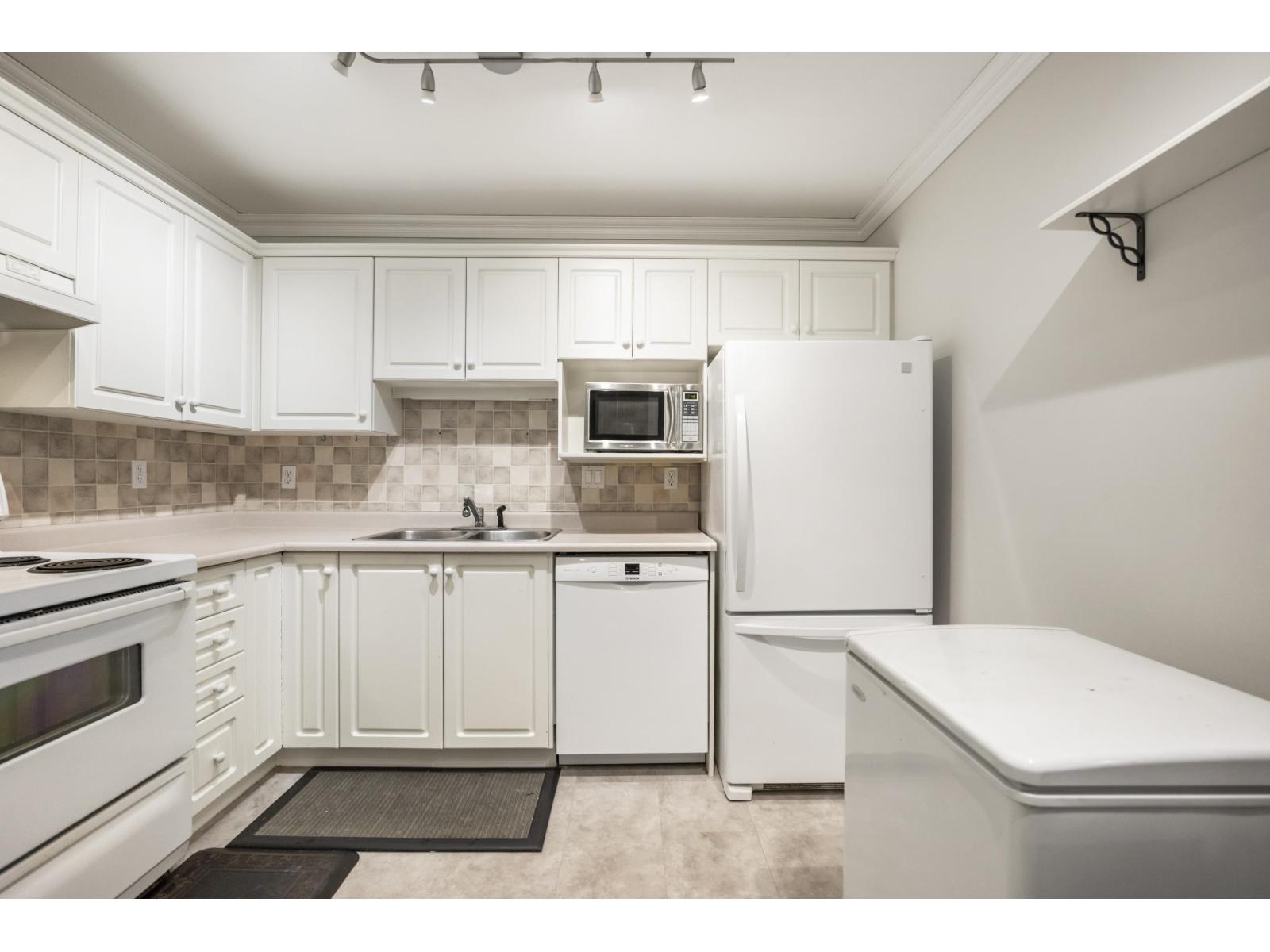 403 20200 54a Avenue, Langley, British Columbia  V3A 3W7 - Photo 7 - R3082620