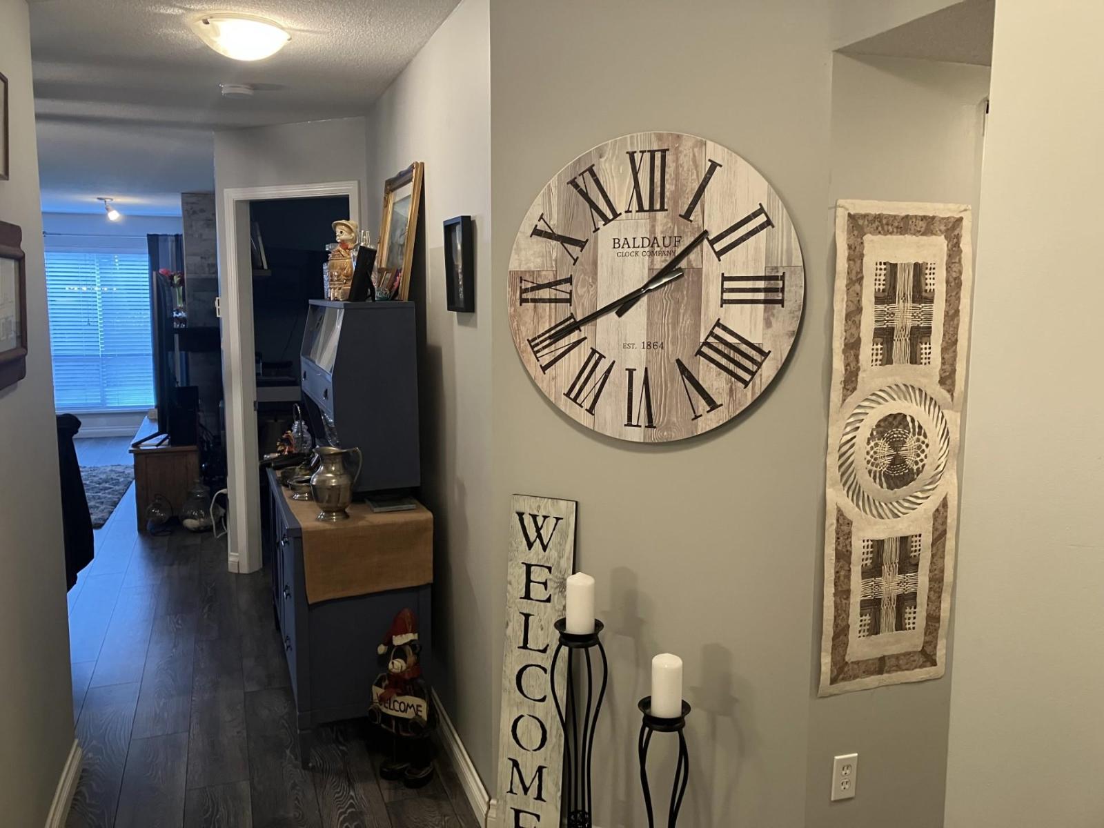 102 33280 E Bourquin Crescent, Abbotsford, British Columbia  V2S 7K2 - Photo 11 - R3082610