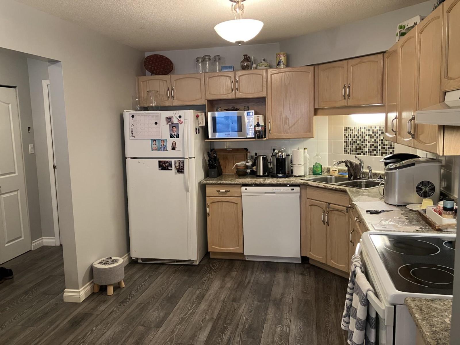 102 33280 E Bourquin Crescent, Abbotsford, British Columbia  V2S 7K2 - Photo 10 - R3082610