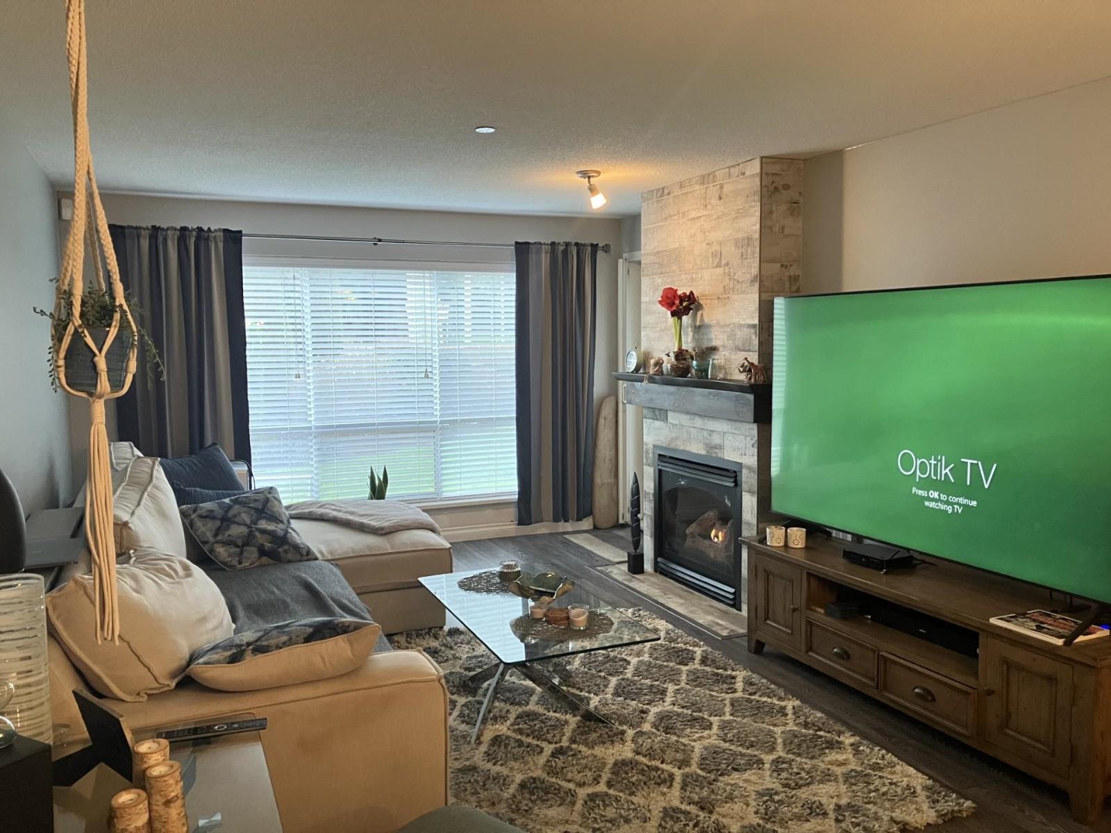 102 33280 E Bourquin Crescent, Abbotsford, British Columbia  V2S 7K2 - Photo 7 - R3082610