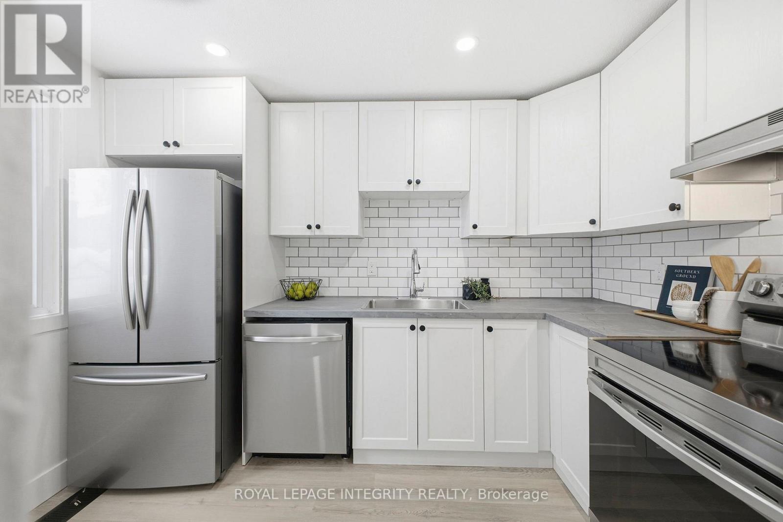 6 - 7868 Jeanne D'arc Boulevard N, Ottawa, Ontario  K1C 2E9 - Photo 14 - X12726206