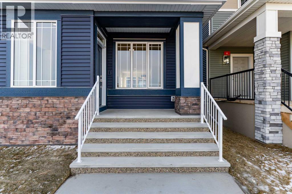 15 Corner Glen Drive Ne, Calgary, Alberta  T3N 2T6 - Photo 5 - A2281165