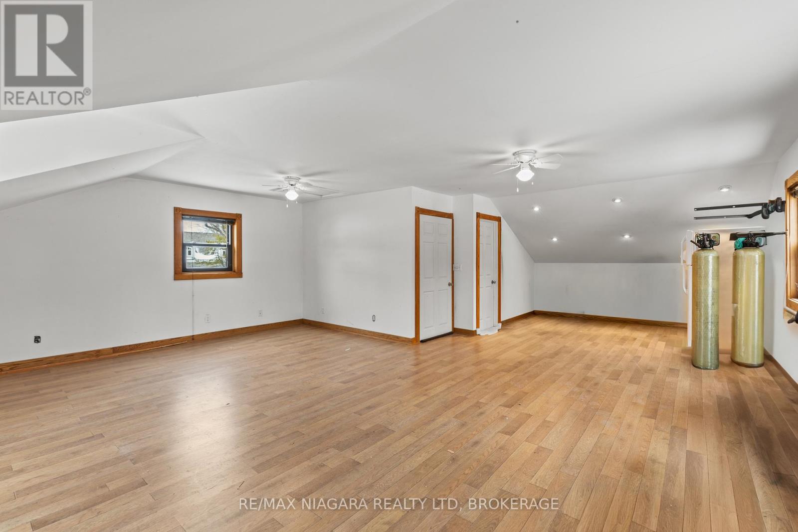 4009 Niagara Parkway, Fort Erie, Ontario  L0S 1N0 - Photo 21 - X12726248