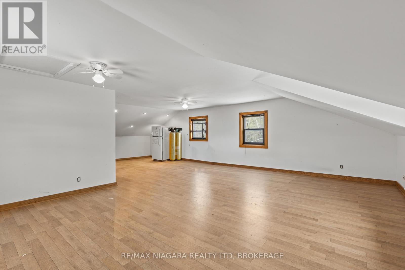 4009 Niagara Parkway, Fort Erie, Ontario  L0S 1N0 - Photo 23 - X12726248