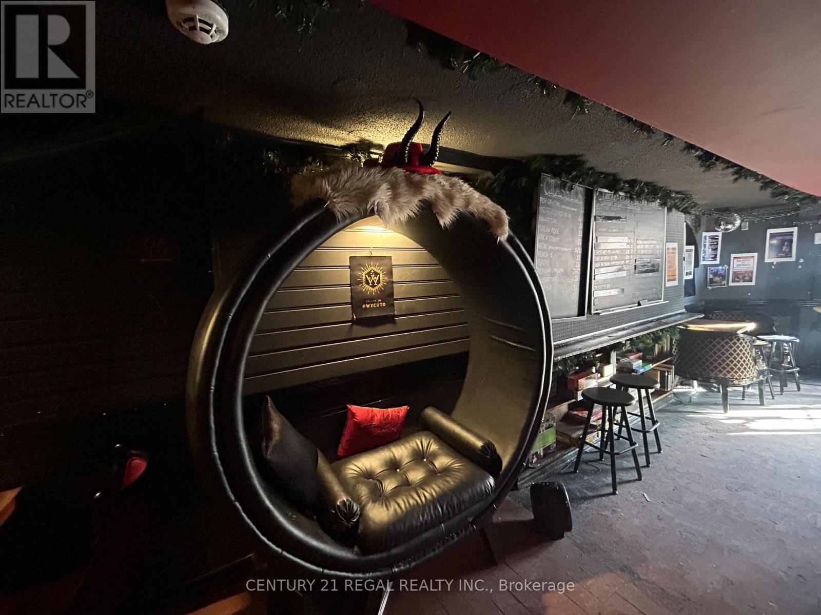 1150 Davenport Road, Toronto, Ontario  M6H 2G5 - Photo 5 - C12643718