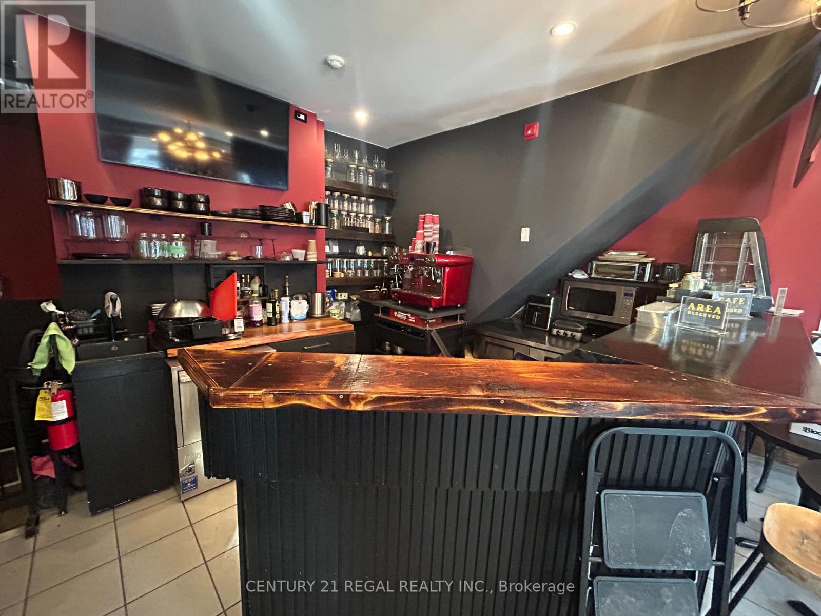 1150 Davenport Road, Toronto, Ontario  M6H 2G5 - Photo 6 - C12643718