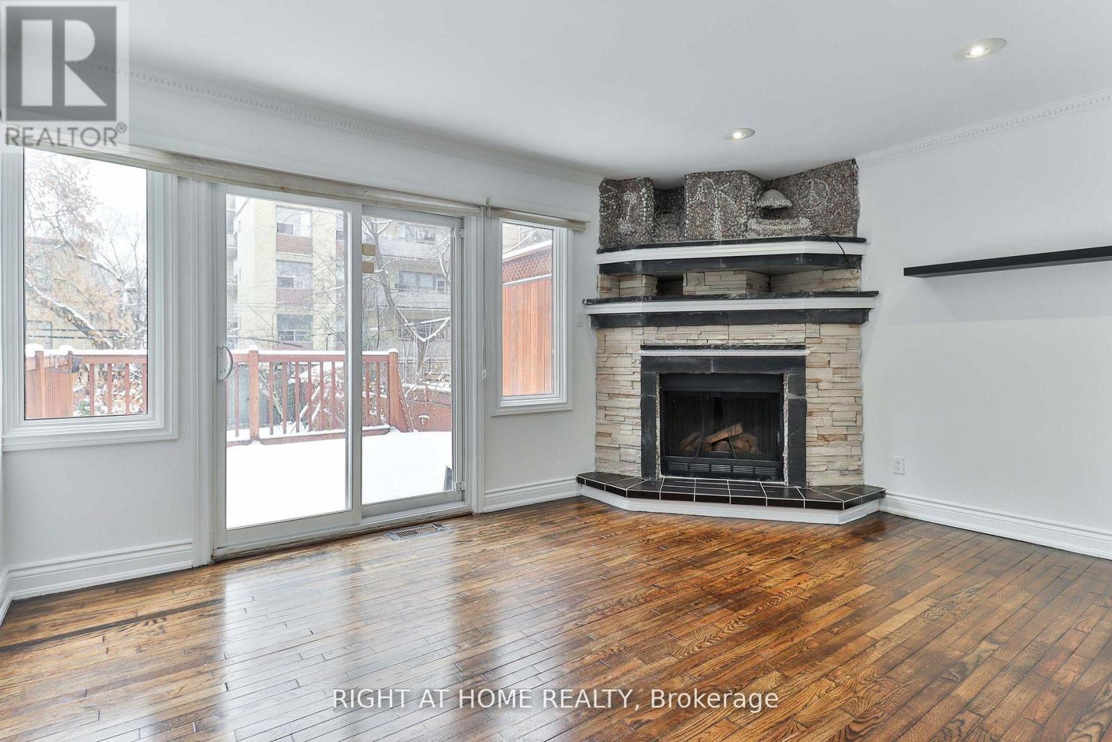Main + Upper - 143 Gamble Avenue, Toronto, Ontario  M4J 2P2 - Photo 7 - E12720424