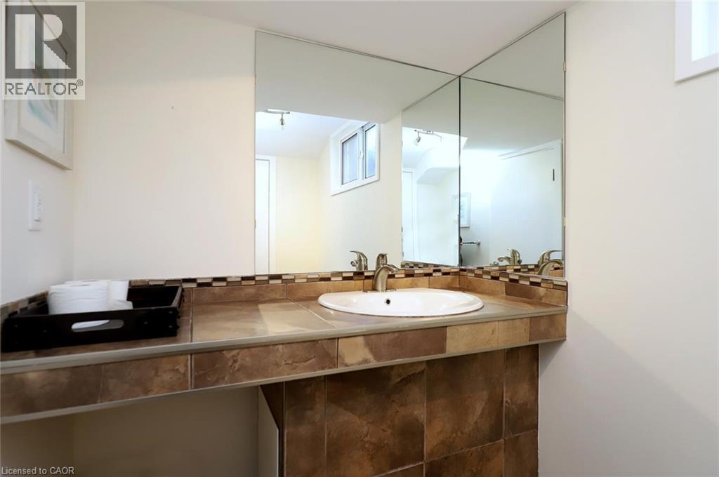 5131 Charles Street, Beamsville, Ontario  L3J 0K6 - Photo 32 - 40800339