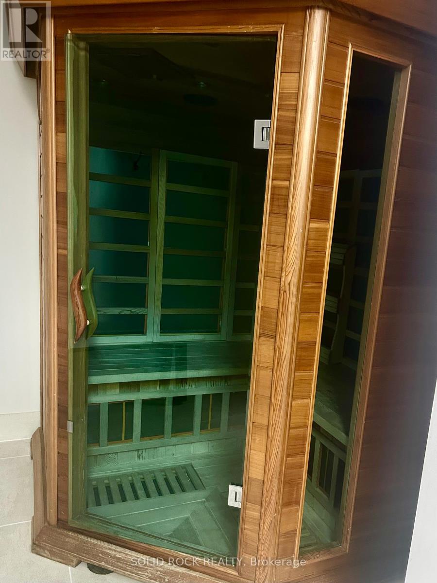 703 - 238 Besserer Street, Ottawa, Ontario  K1N 6B1 - Photo 35 - X12420352