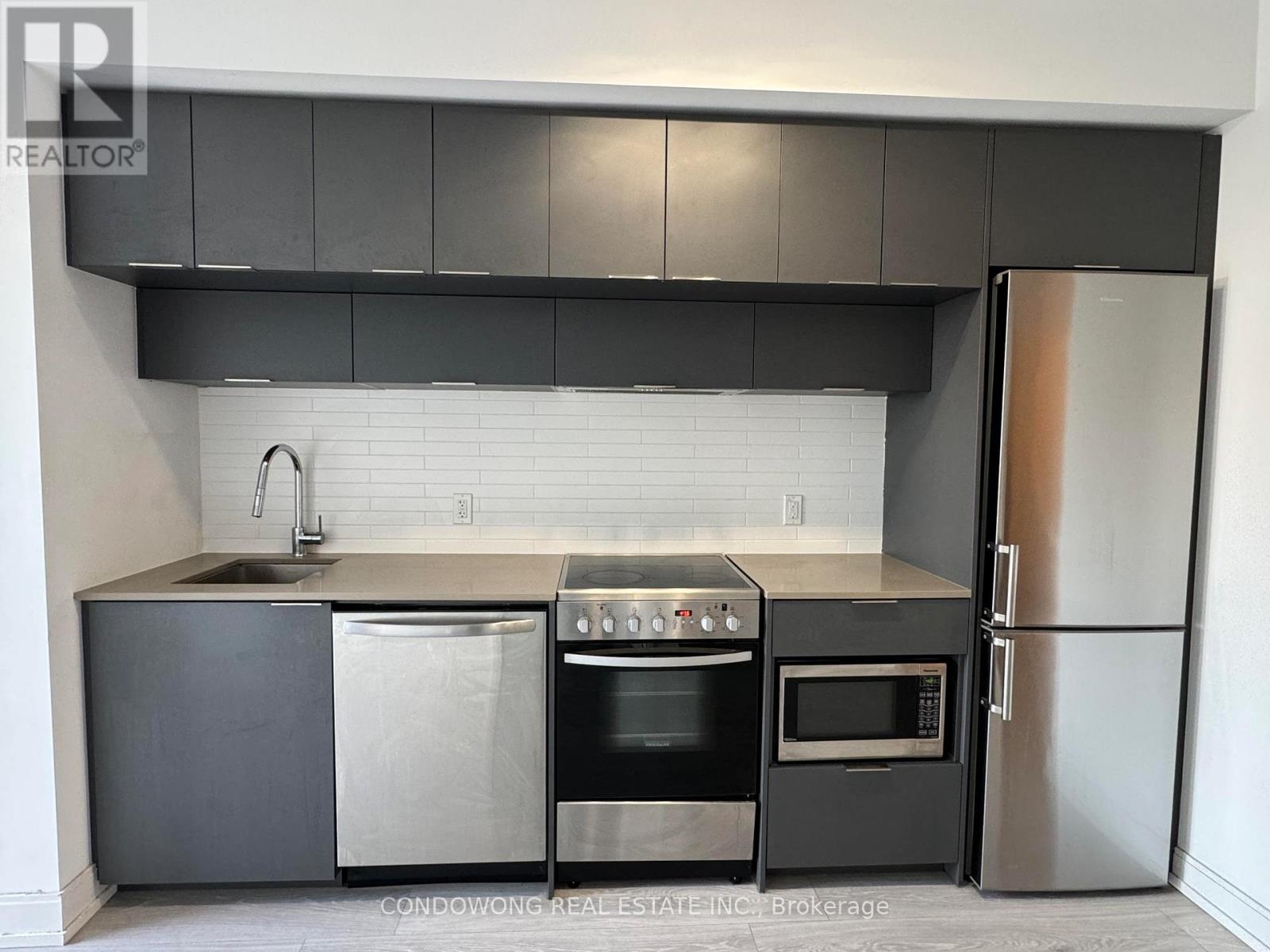 3307 - 181 Dundas Street E, Toronto, Ontario  M5A 0N5 - Photo 3 - C12726220