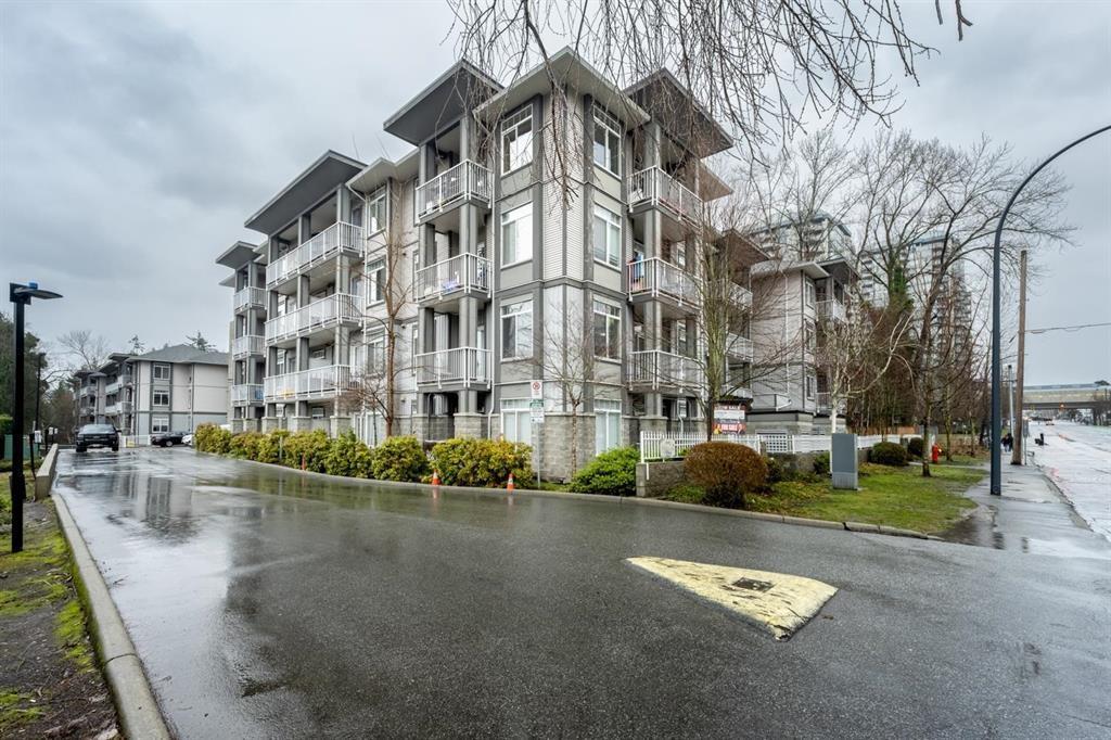 519 13277 108 Avenue, Surrey, British Columbia  V3T 0A9 - Photo 1 - R3082741