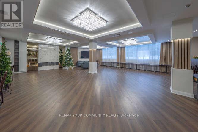 712 - 40 Harding Boulevard W, Richmond Hill, Ontario  L4C 9S5 - Photo 37 - N12726194