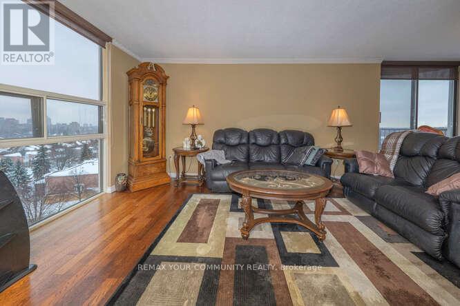 712 - 40 Harding Boulevard W, Richmond Hill, Ontario  L4C 9S5 - Photo 8 - N12726194