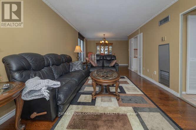 712 - 40 Harding Boulevard W, Richmond Hill, Ontario  L4C 9S5 - Photo 9 - N12726194