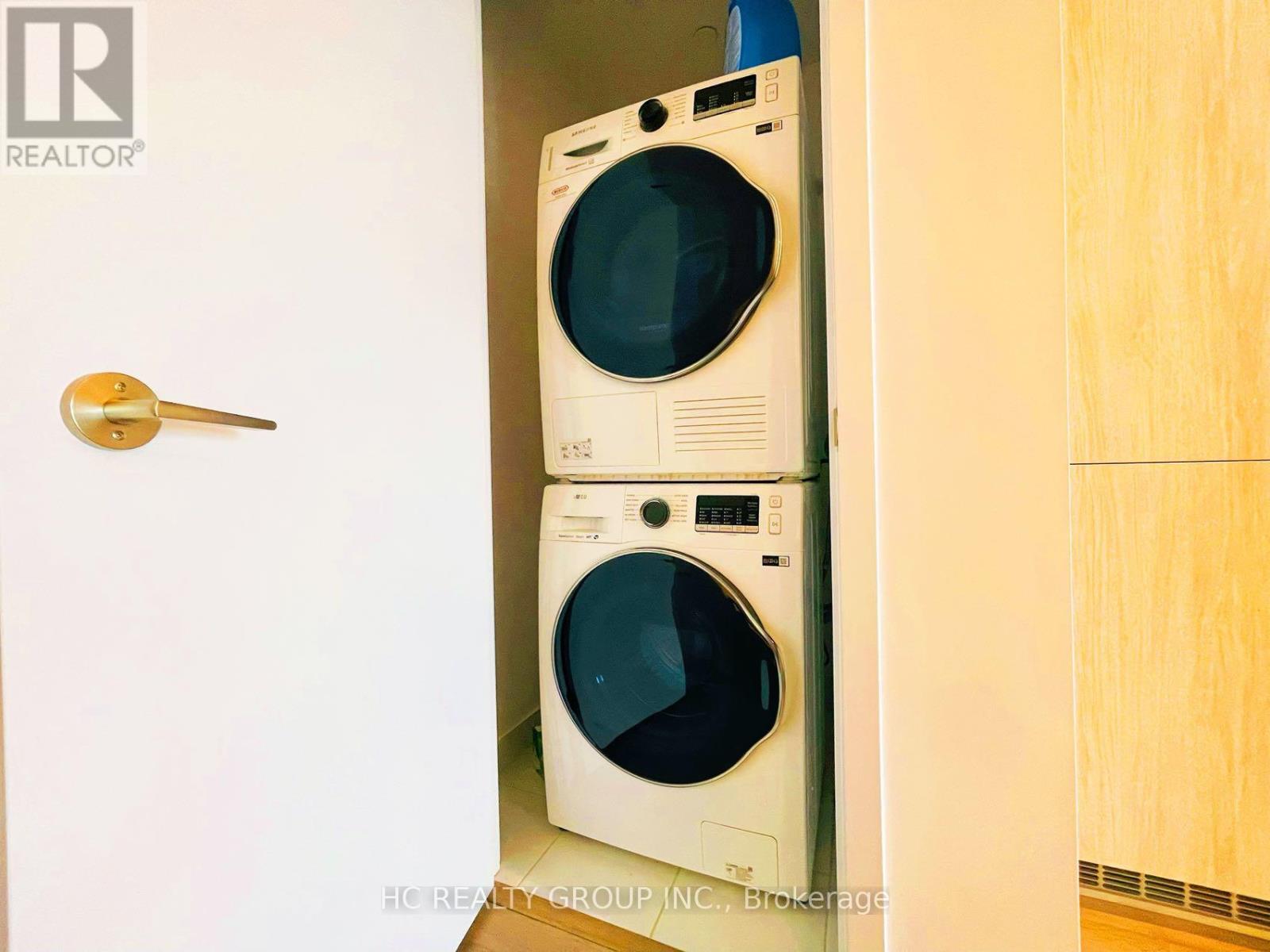 1711 - 38 Honeycrisp Crescent, Vaughan, Ontario  L4K 0M8 - Photo 10 - N12726258