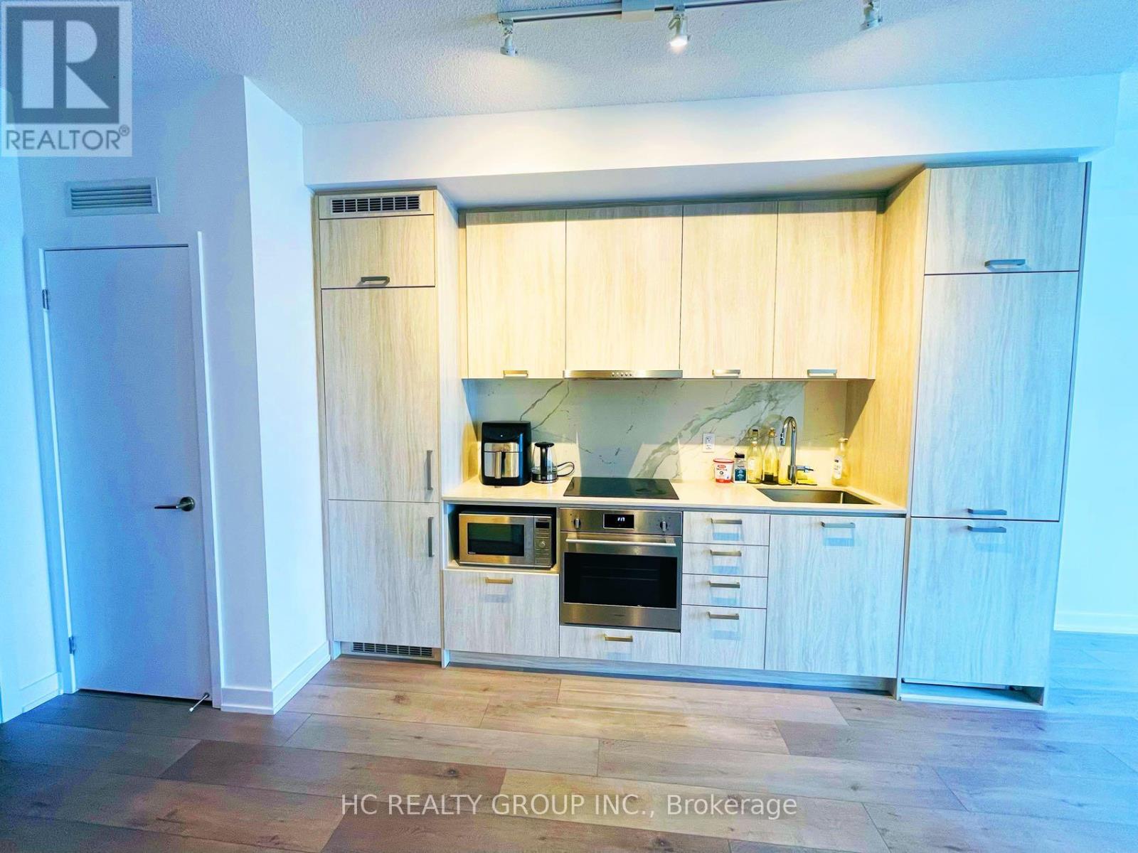 1711 - 38 Honeycrisp Crescent, Vaughan, Ontario  L4K 0M8 - Photo 4 - N12726258