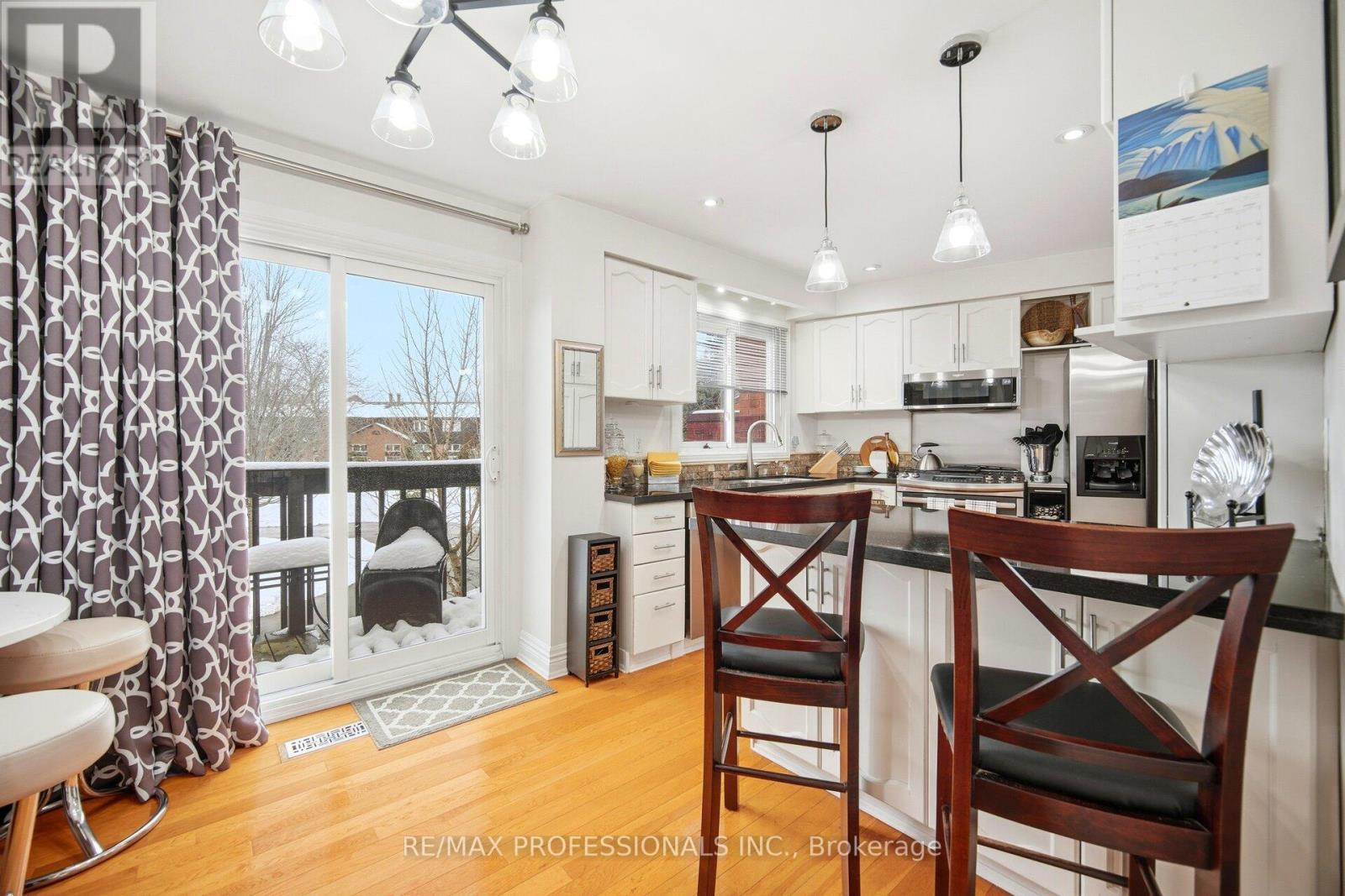 11 - 1755 Rathburn Road E, Mississauga, Ontario  L4W 2M8 - Photo 15 - W12726234