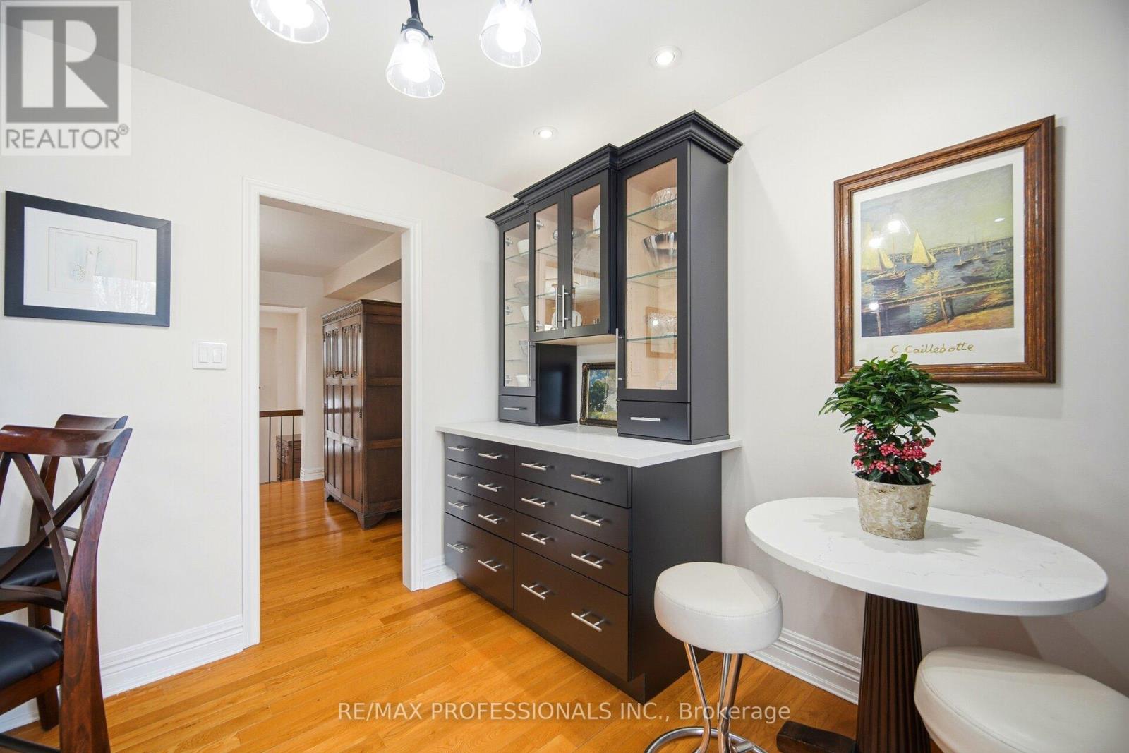 11 - 1755 Rathburn Road E, Mississauga, Ontario  L4W 2M8 - Photo 16 - W12726234