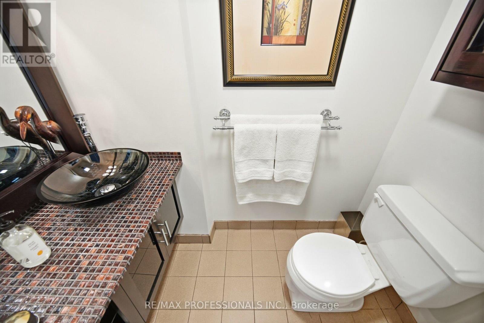 11 - 1755 Rathburn Road E, Mississauga, Ontario  L4W 2M8 - Photo 24 - W12726234