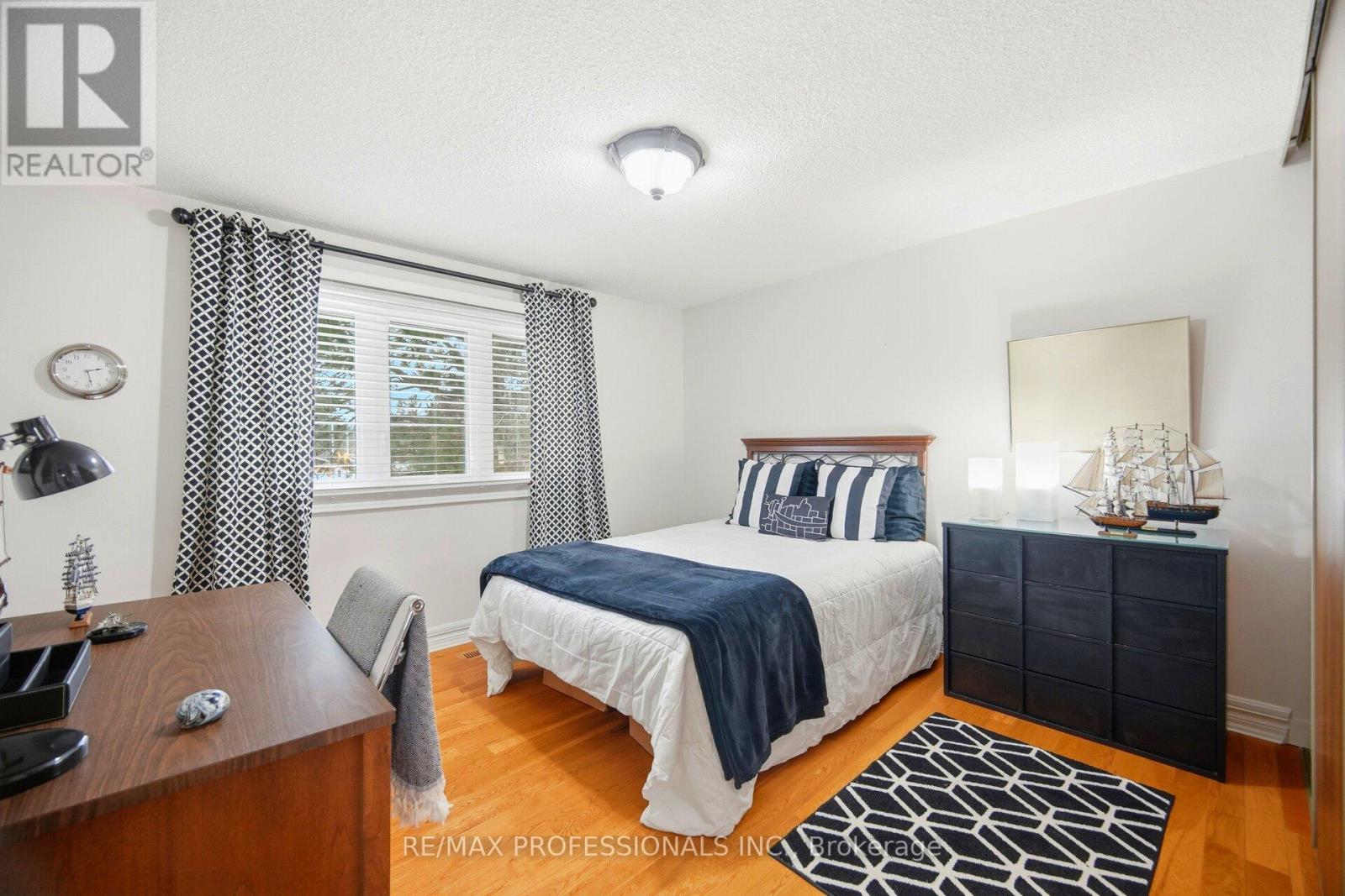 11 - 1755 Rathburn Road E, Mississauga, Ontario  L4W 2M8 - Photo 35 - W12726234