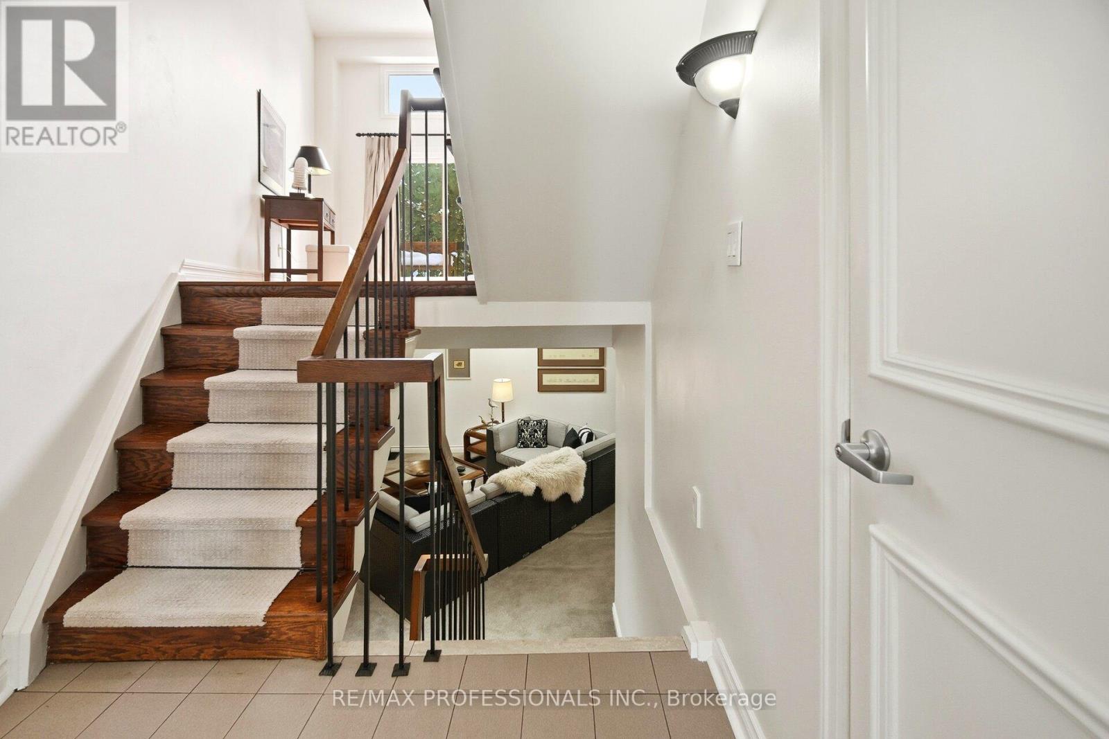 11 - 1755 Rathburn Road E, Mississauga, Ontario  L4W 2M8 - Photo 38 - W12726234