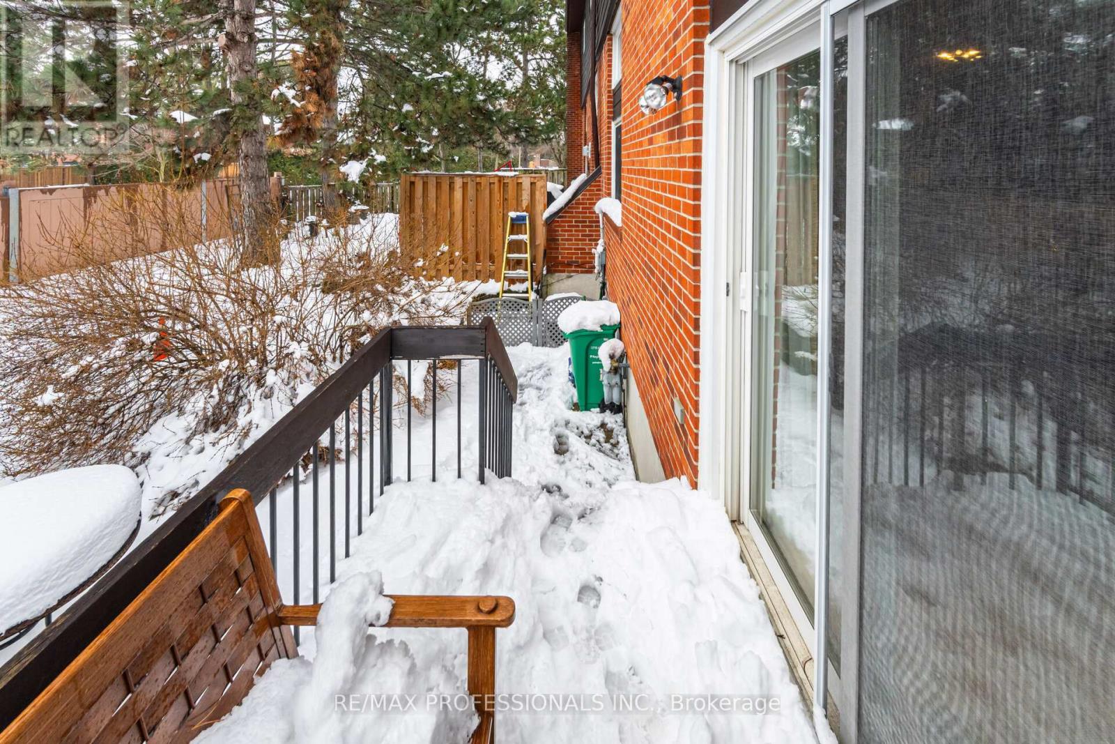 11 - 1755 Rathburn Road E, Mississauga, Ontario  L4W 2M8 - Photo 46 - W12726234