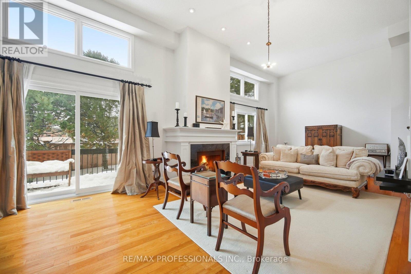 11 - 1755 Rathburn Road E, Mississauga, Ontario  L4W 2M8 - Photo 7 - W12726234