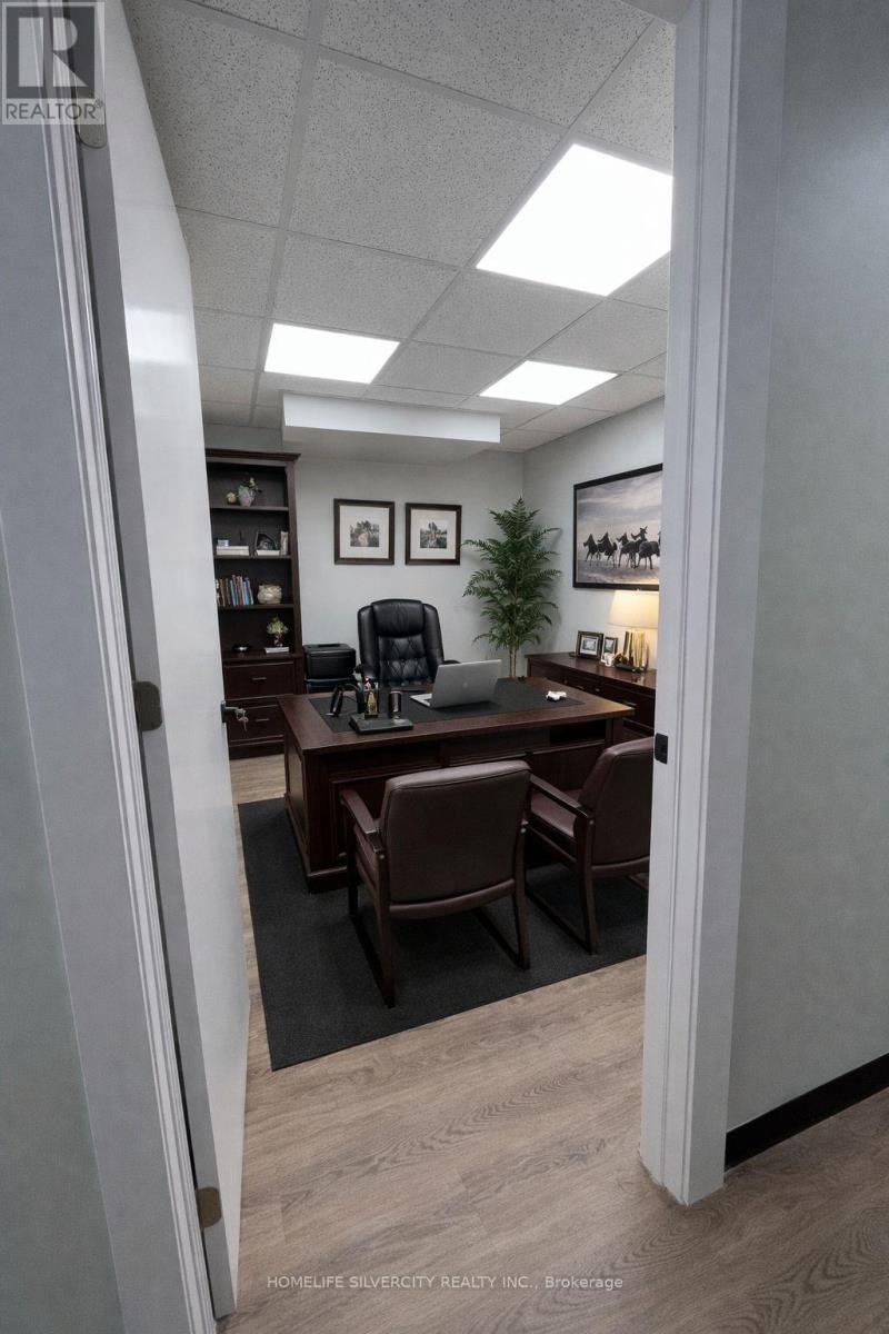 B2 - 10095 Bramalea Road, Brampton, Ontario  L6R 0K1 - Photo 5 - W12726246