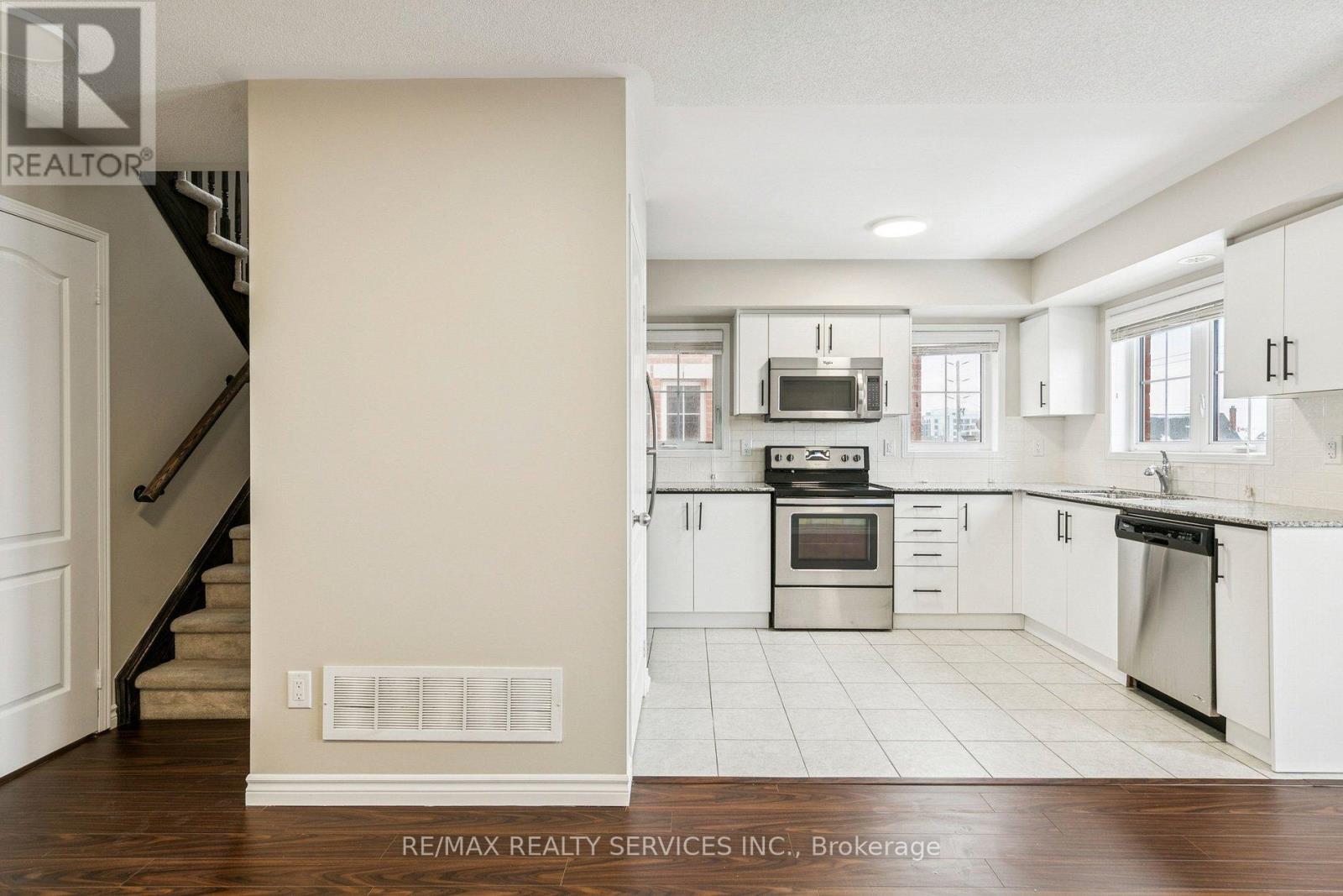 22 - 2504 Post Road, Oakville, Ontario  L6H 0G6 - Photo 6 - W12726252